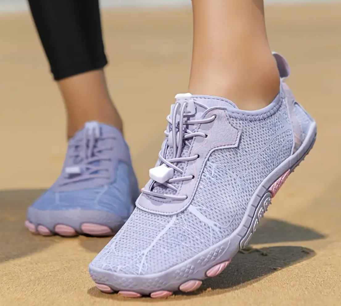 Chaussures de natation violettes pour femmes