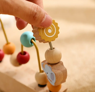 Jouet éducatif en bois avec perles