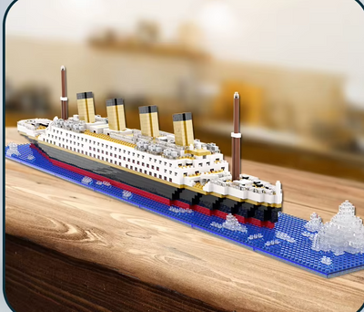 Titanic Met Ijsberg Bouwset – 1878 Stuks