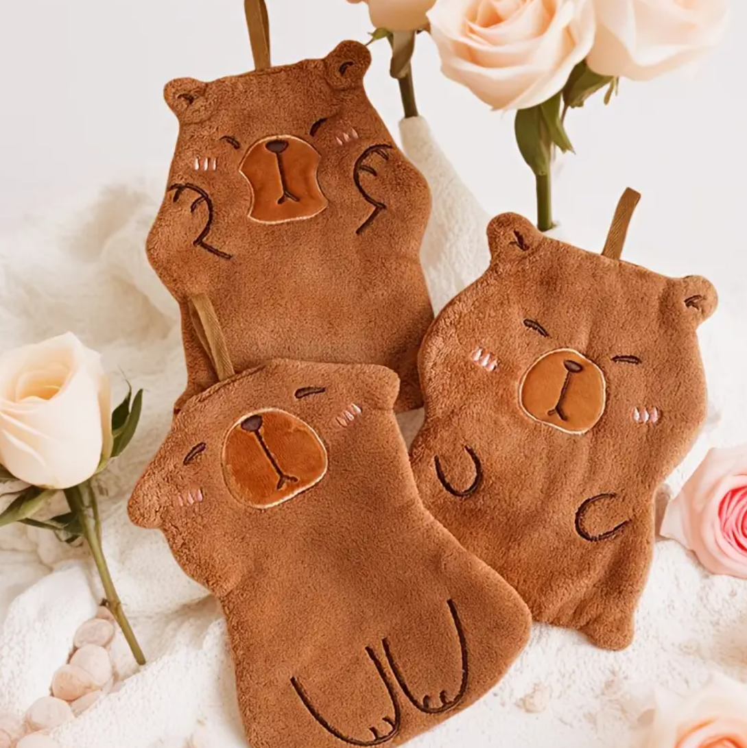 3-piece capybara towel set