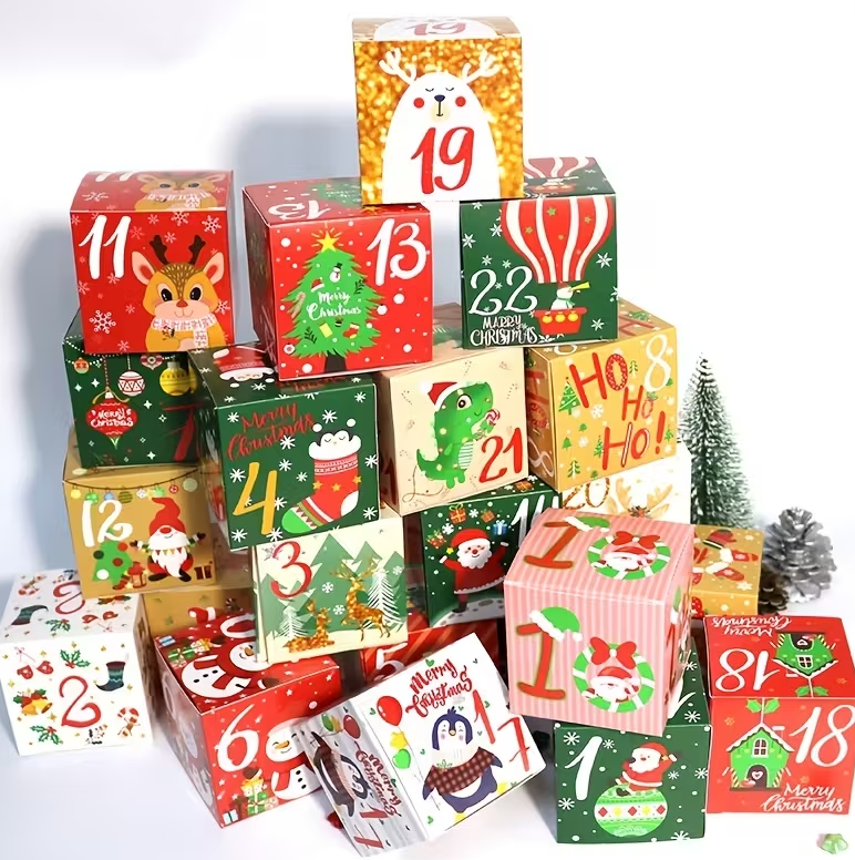 DIY Advent Calendar – 24 Party Boxes with Christmas Designs