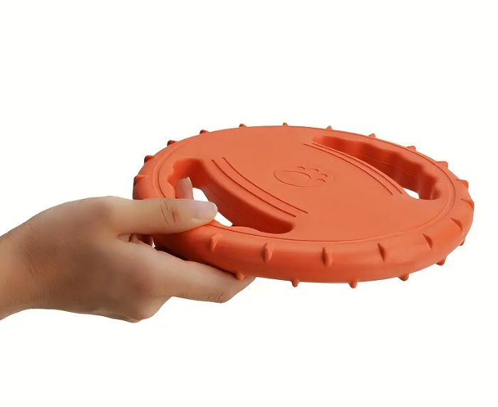 Duurzame hondenfrisbee met geknoopte touwen voor extra grip en speelplezier.