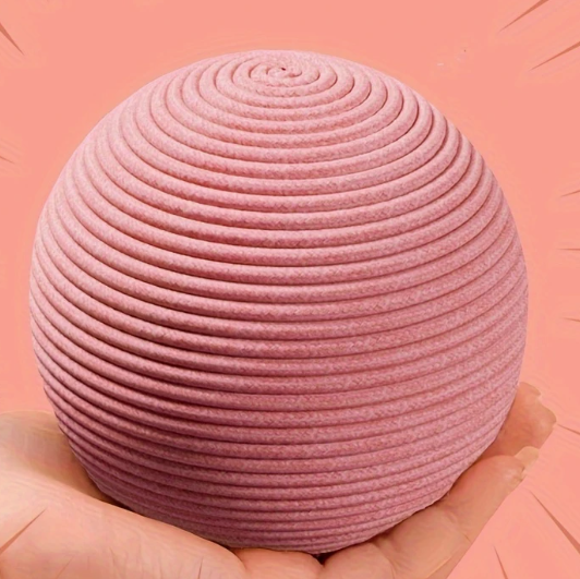 Krabspeelgoed van 10 cm met roos sisal omwikkeld oppervlak, ideaal voor actieve binnenkatten.