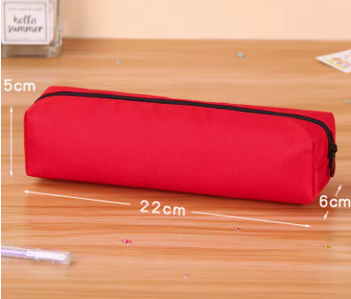 Simpele pennenzak in verschillende kleuren