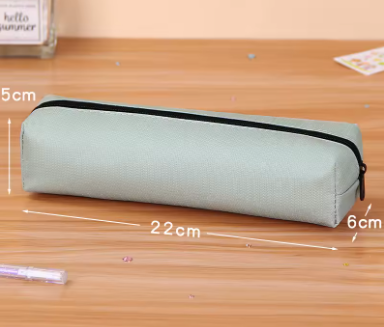 Simpele pennenzak in verschillende kleuren