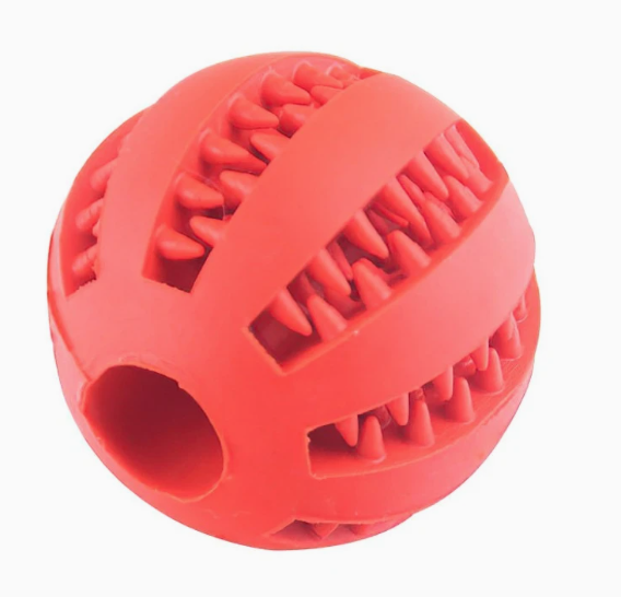 Rode interactieve voedselbal van flexibel rubber, ideaal voor katten en honden.